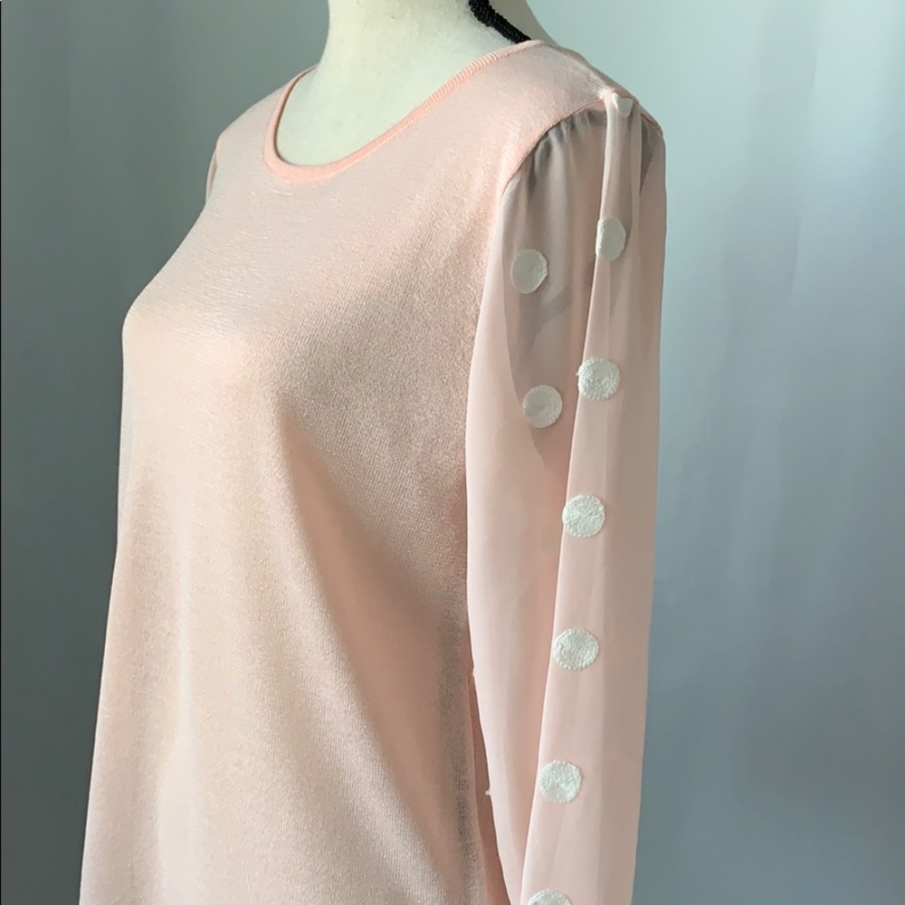 Miracle peach sweater with sheer polka dot sleeves - Picture 2 of 6